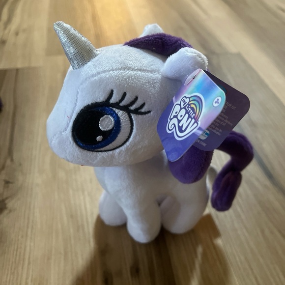 My little pony plushie.  Lot of 6 comes with display box - Picture 3 of 6